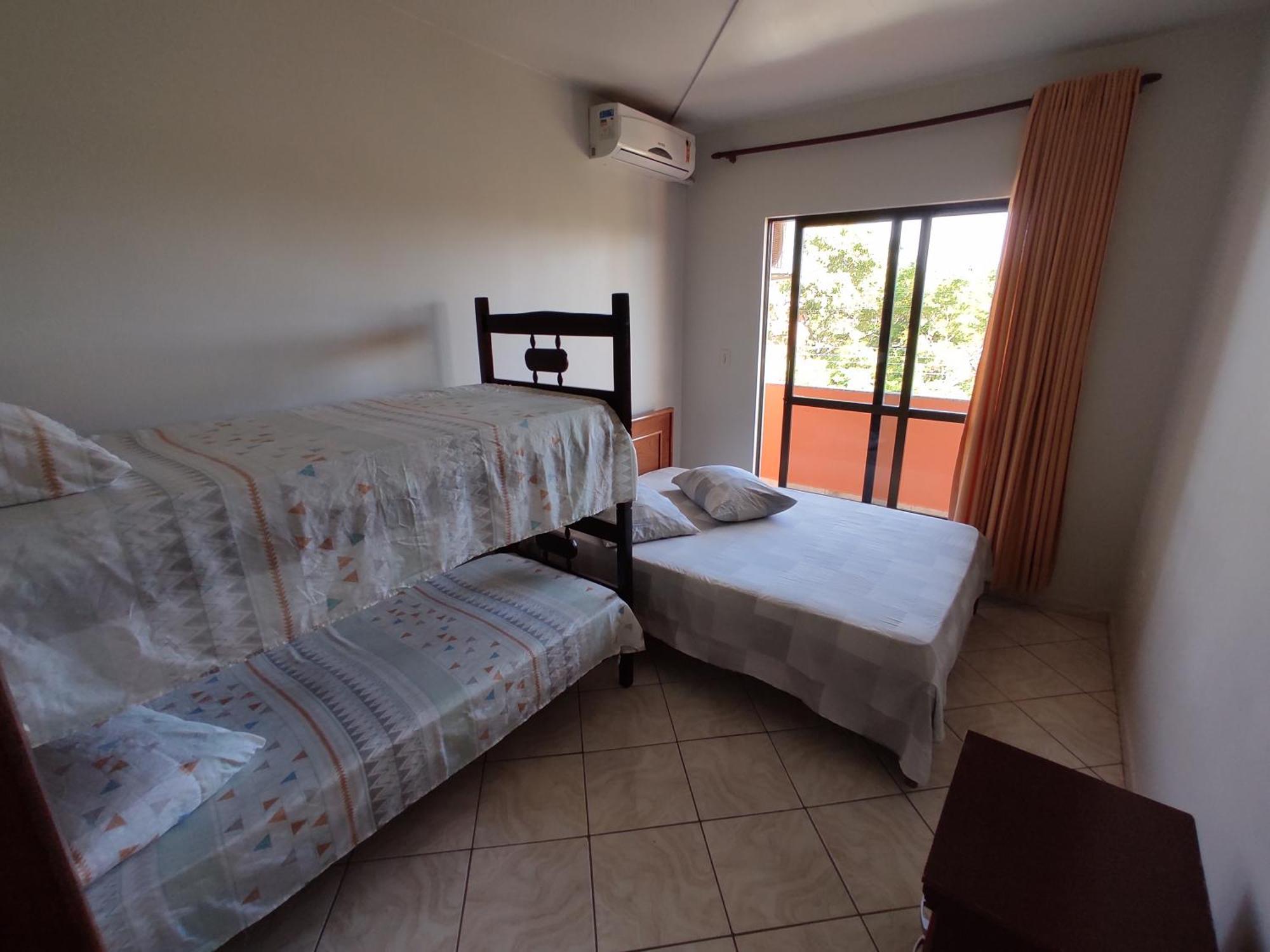 Residencial Medeiros Guarda do Embaú Quarto foto